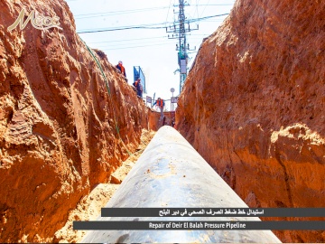 استبدال خط ضغط الصرف الصحي في دير البلح 